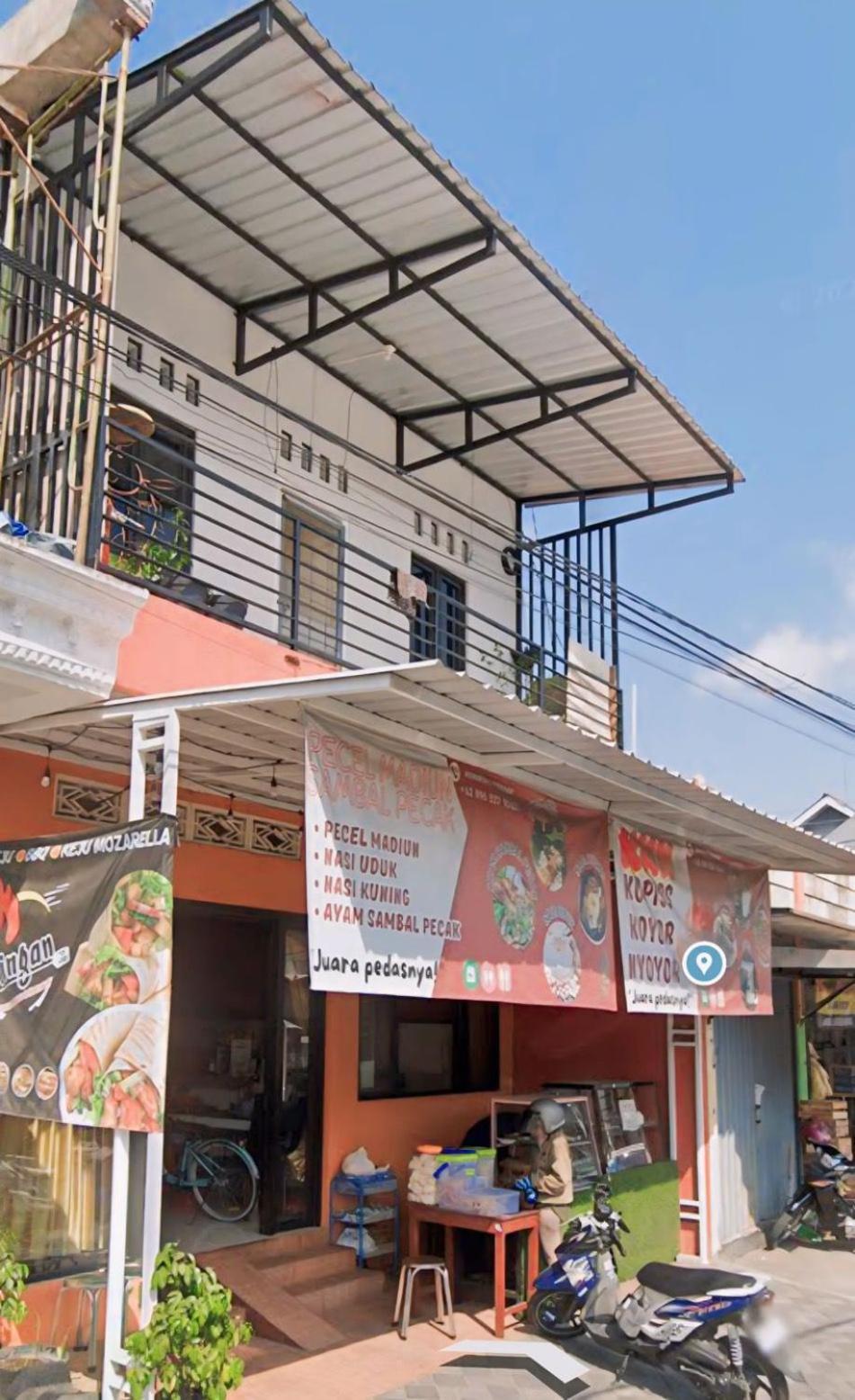 Rama Shinta Guest House & Coffee Yogyakarta Exterior photo